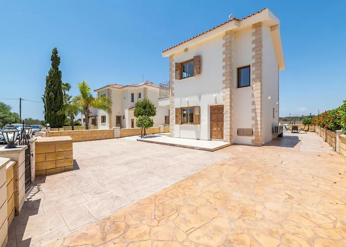 Stephanie Oasis Ayia Napa