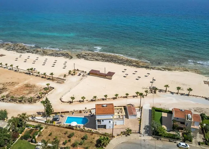 Stephanie Oasis * Ayia Napa