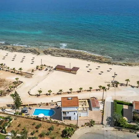 Stephanie Oasis * Agia Napa